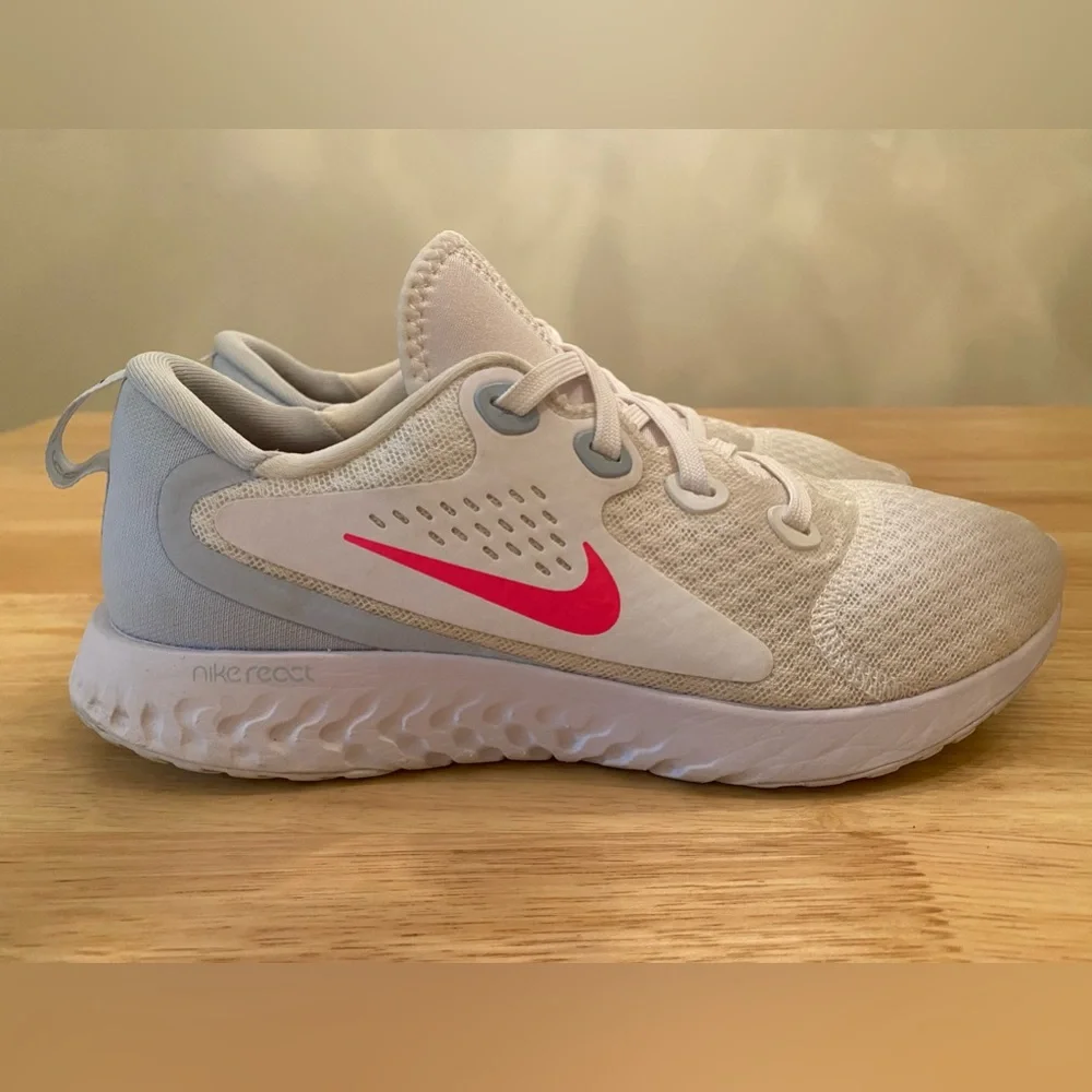 Nike Women's Legend React Running Shoes (White/Hyper Pink/Half Blue) - Picture 2 of 7